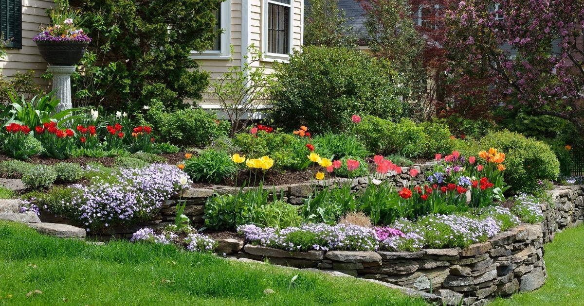 Tips for Landscaping on a Hill