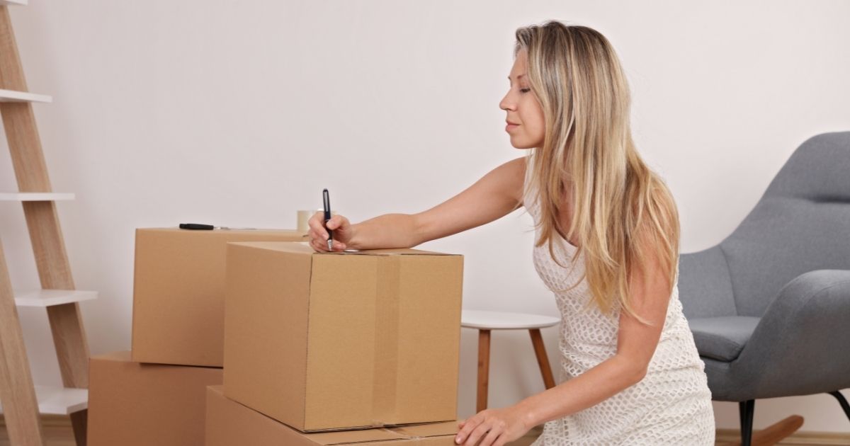 4 Useful Tips for Making Moving Easier