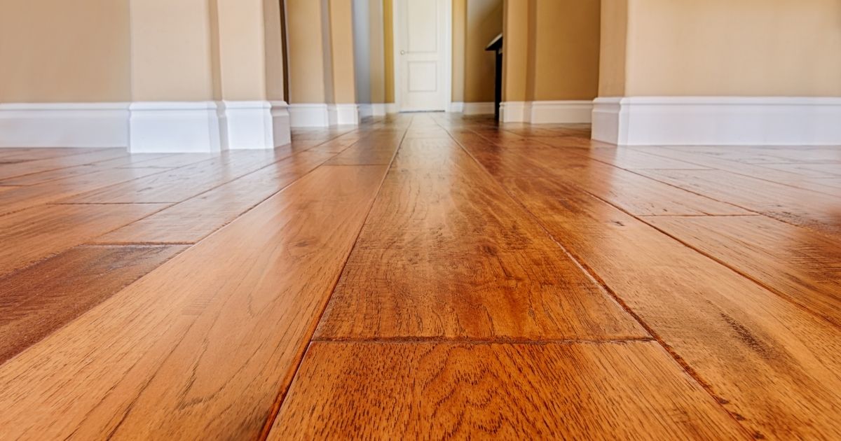 3 Summer Dangers for Your Hardwood Flooring